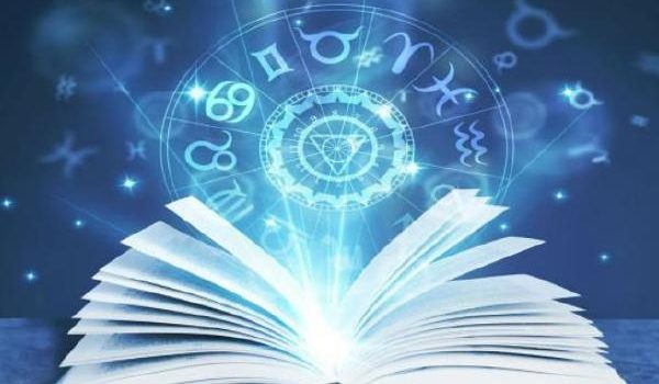 L’ASTROLOGIA DEL 2022 – C’E’ MAGIA OVUNQUE