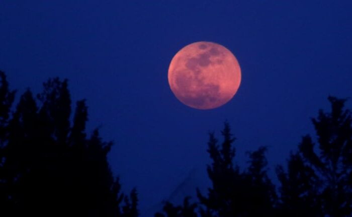 LUNA PIENA ED ECLISSI LUNARE TOTALE IN SCORPIONE – REDENZIONE