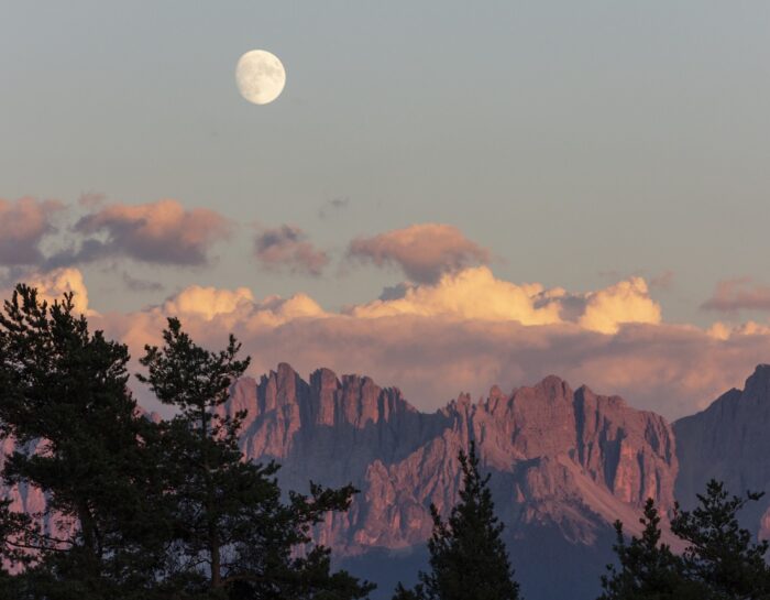 AGGIORNAMENTO ENERGETICO : CIBO ED ECLISSI LUNARE