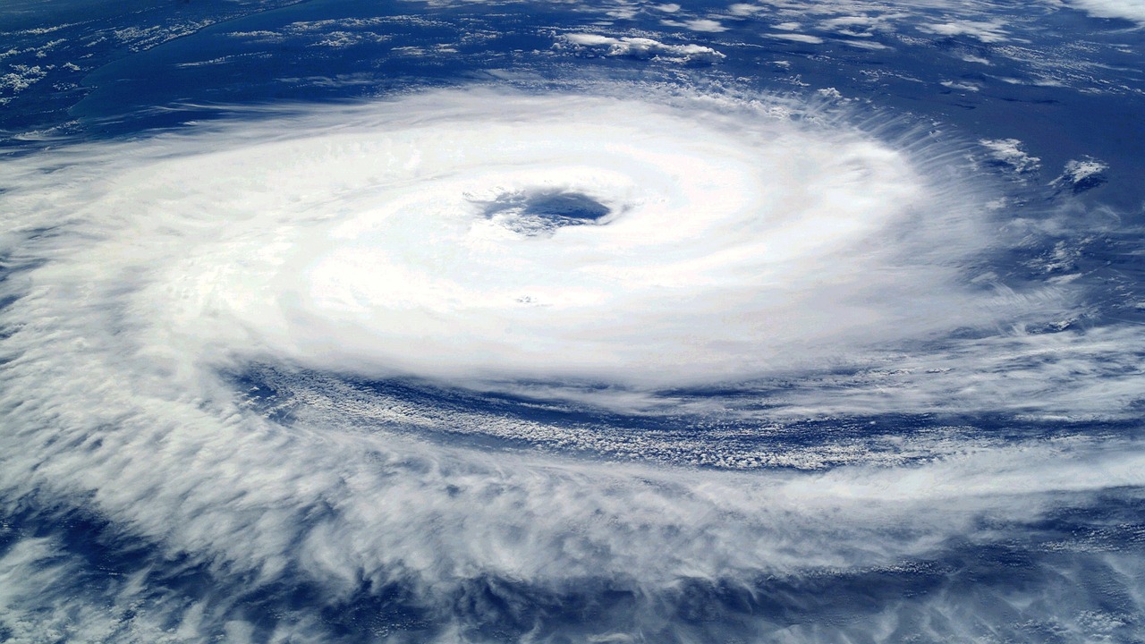 Noi siamo la tempesta e il caos